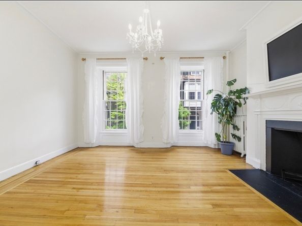 20 Joy 2, Boston MA 02114