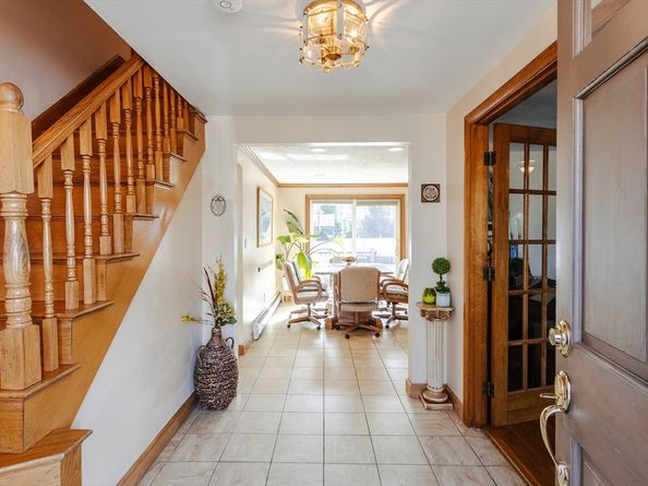 19 Miriam Road, Waltham MA 02451