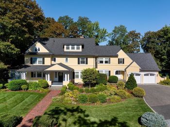 11 Winthrop Road