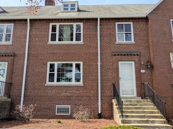 21 Elm Rd