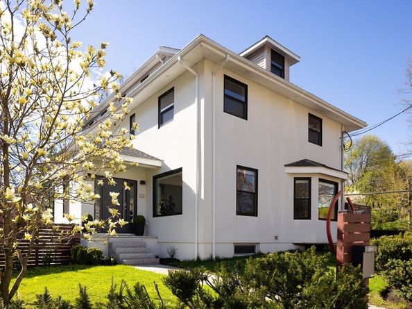 122 Garfield St, Watertown MA 02472