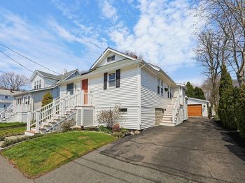 16 Coolidge Ave