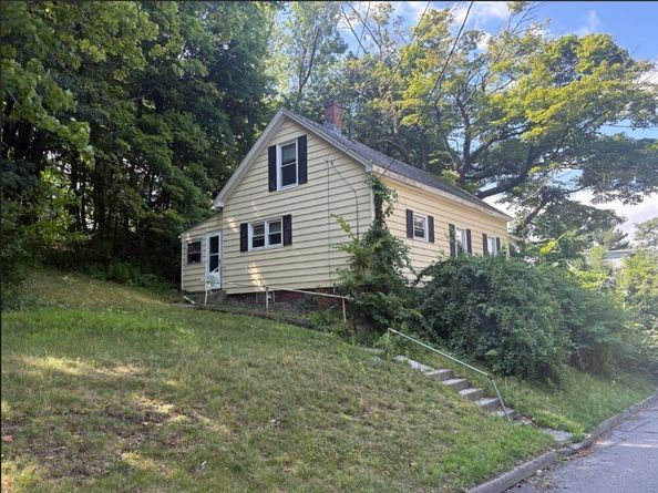 118 Norfolk Street, Worcester MA 01604