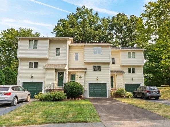 19 Old Diamond 19, Walpole MA 02081
