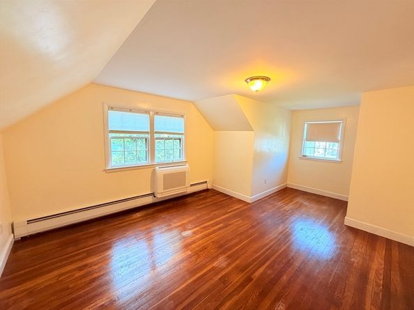 26 Pearl St, Lexington MA 02420
