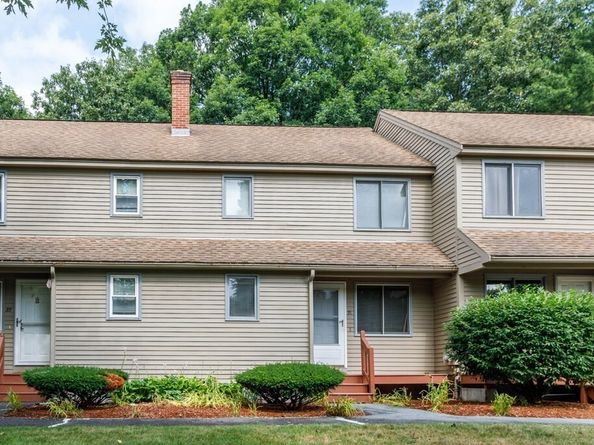 31 Macintosh Lane 31, Leominster MA 01453