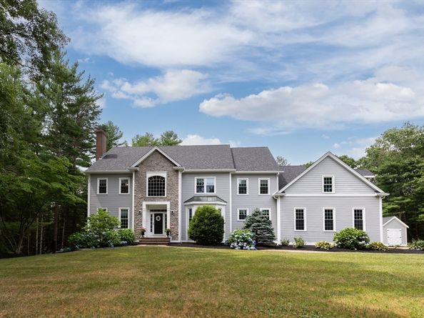 239 Country Club Way, Kingston MA 02364