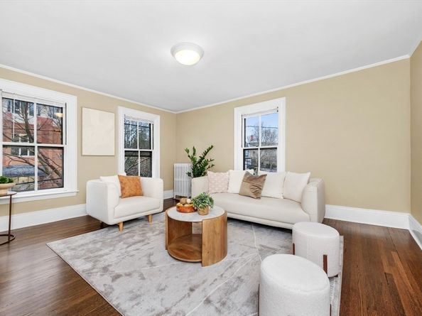 29 Sacramento St 2, Cambridge MA 02138