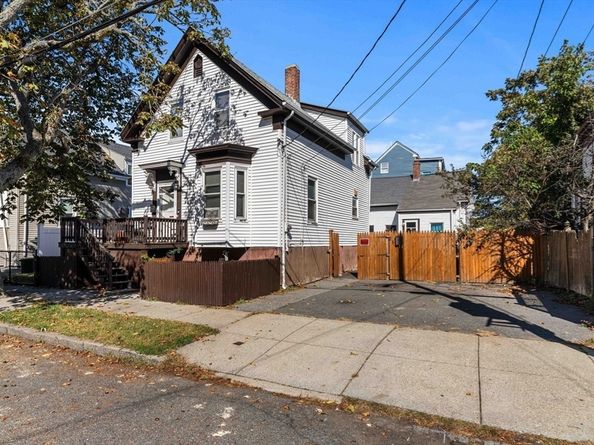 25-27 Bulfinch Street, Lynn MA 01904