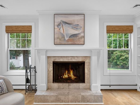 10 Nickerson Rd, Bedford MA 01730