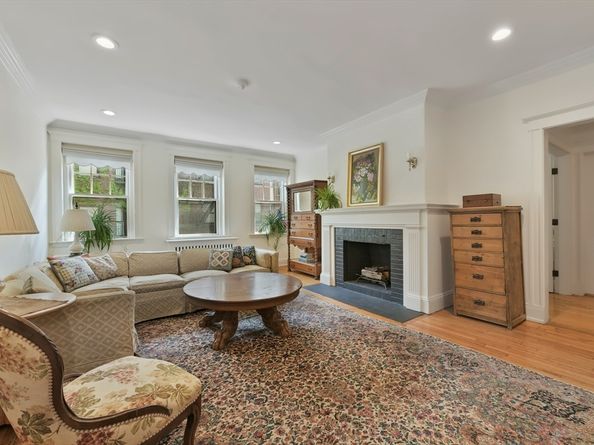 250 Commonwealth Avenue 7, Boston MA 02116