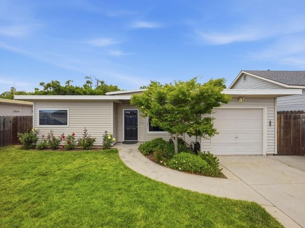 1425 Royal Avenue, San Mateo CA 94401