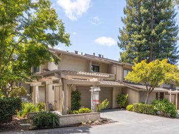 546 Sand Hill Circle