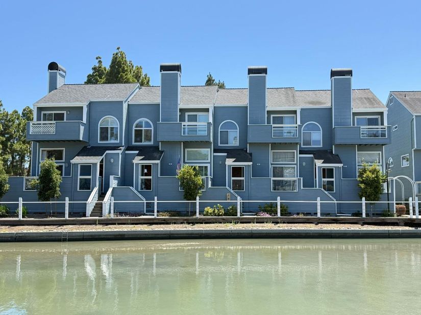 881 Boardwalk Place, Redwood City CA 94065