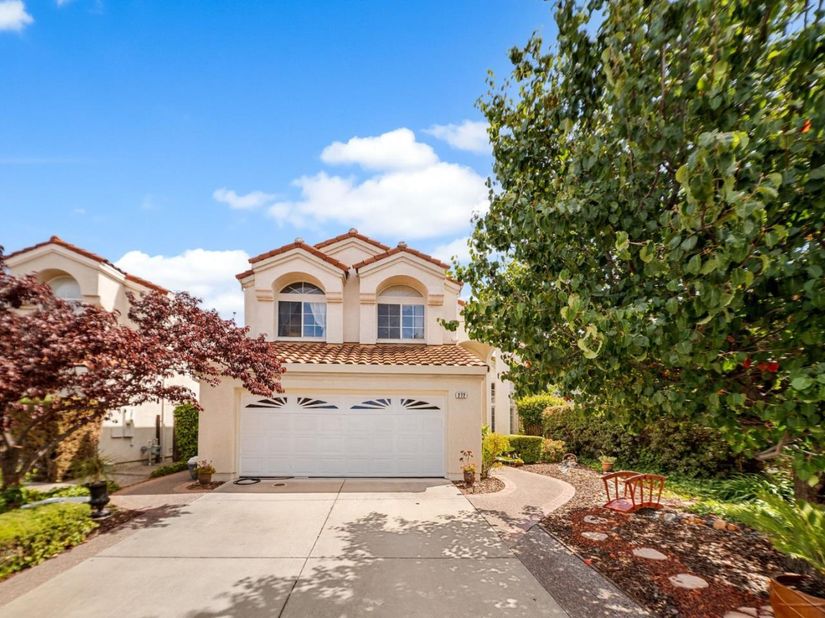 272 Edgewater Drive, Milpitas CA 95035