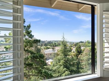 8472 Grenache Court