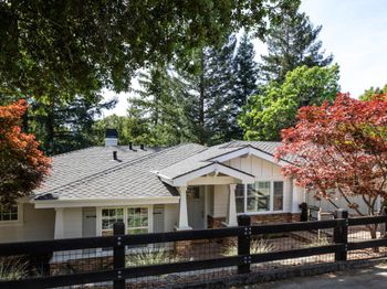 63 Ridgecourt