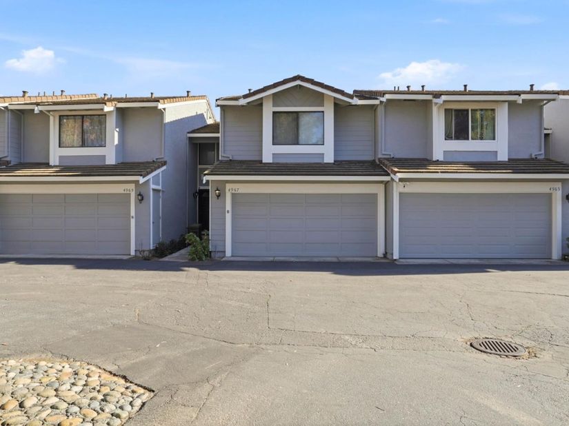 4967 Cherry Avenue, San Jose CA 95118