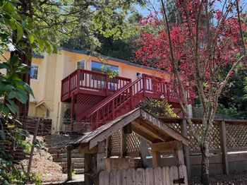 3401 E Laurel Creek Road