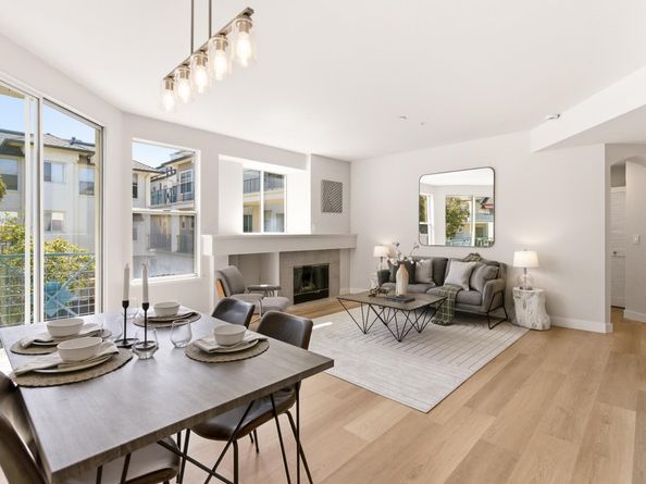 601 Baltic Circle 627, Redwood City CA 94065