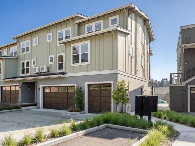 111 Aptos Village Way 1, Aptos CA 95003