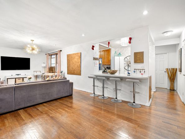 180 Van Cortlandt Park S 4H, Bronx NY 10463