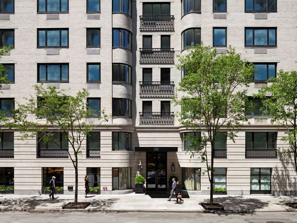 530 Park Avenue 7D, New York NY 10065