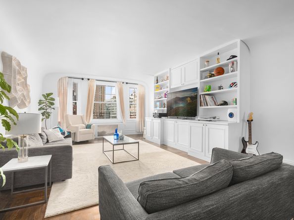 161 West 75th Street 13A, New York NY 10023