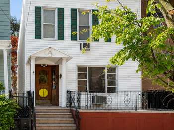 65-26 38th Avenue