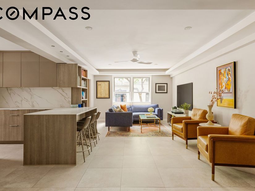 30 East 9th Street 1B, New York NY 10003
