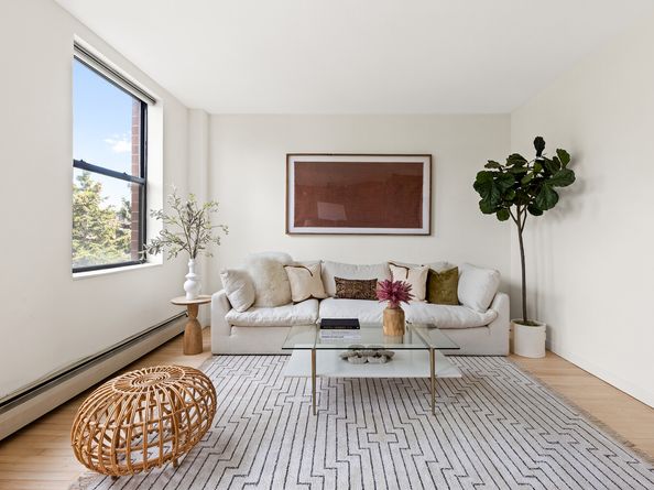 219 17th Street 4/A, Brooklyn NY 11215