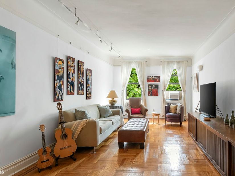 35-20 73rd Street 3O, Queens NY 11372