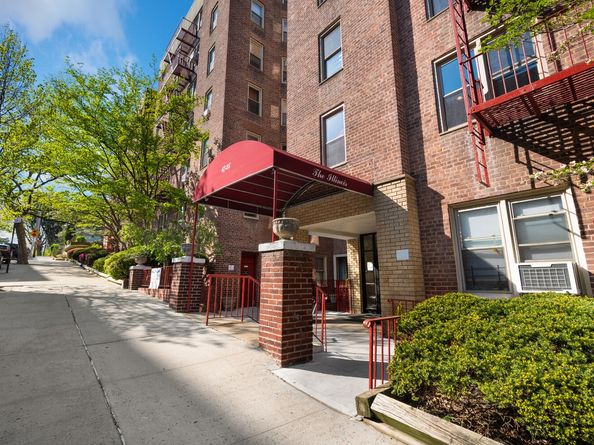 67-25 Clyde Street 7H, Queens NY 11375