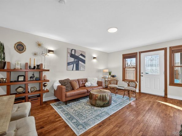 4857 S Logan Street, Englewood CO 80113