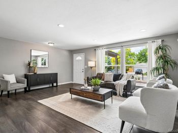 3106 S Olathe Way