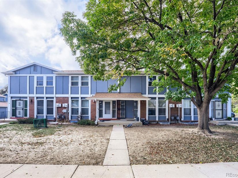 11761 E Canal Drive, Aurora CO 80011