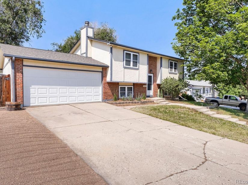 16670 E Tufts Avenue, Aurora CO 80015