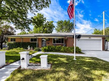 12142 W 60th Place