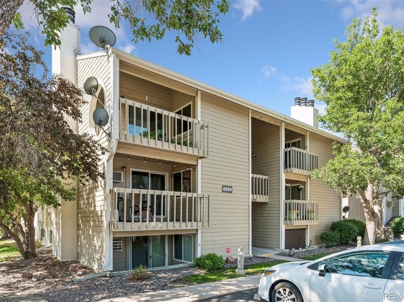 4064 S Atchison Way 102, Aurora CO 80014