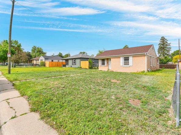 3725 N Jackson Street, Denver CO 80205