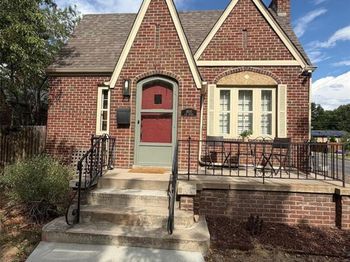 1400 Elm Street