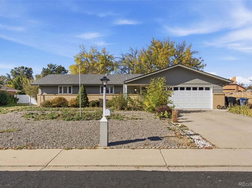 2409 Emery Street, Longmont CO 80501