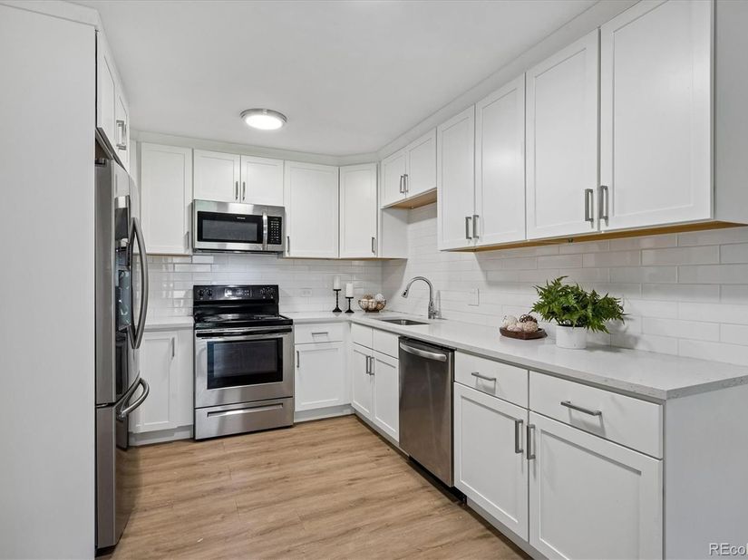 620 S Alton Way 9A, Denver CO 80247