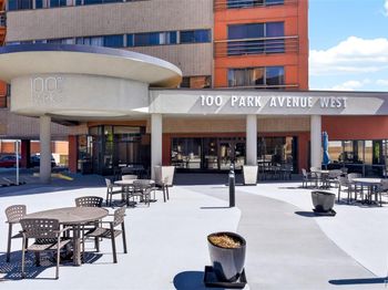 100 Park Avenue