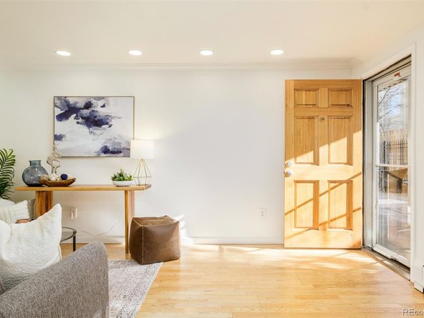 1135 Elizabeth Street 105, Denver CO 80206