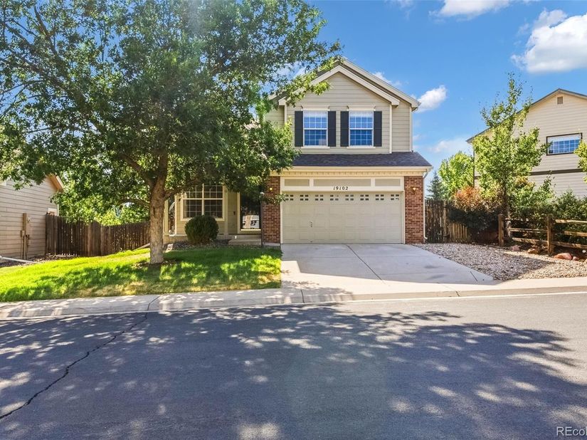 19102 E Crestridge Circle, Aurora CO 80015
