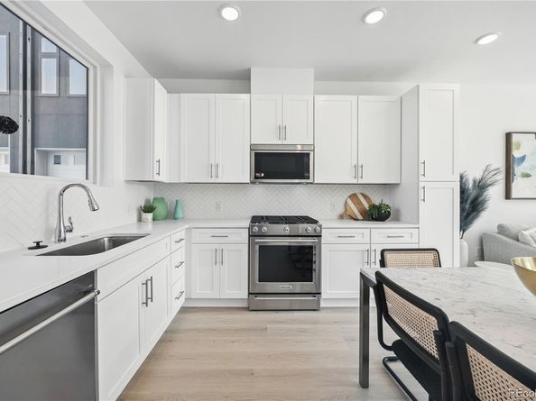 10 Oneida Court, Denver CO 80230