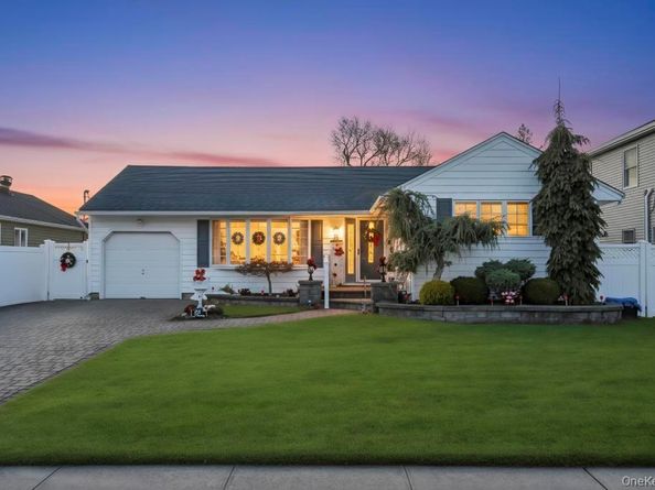 60 Essex Road, Bethpage NY 11714