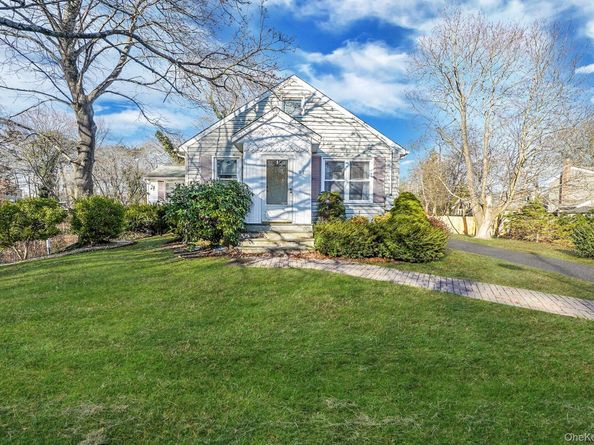91 Tower Street, Sayville NY 11782
