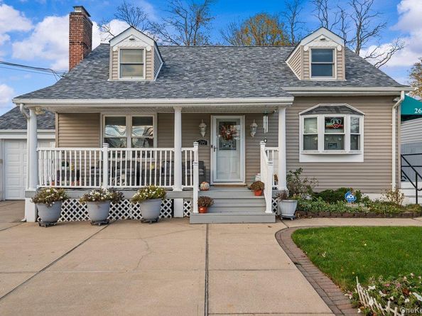 26 W 11th Street, Huntington Station NY 11746